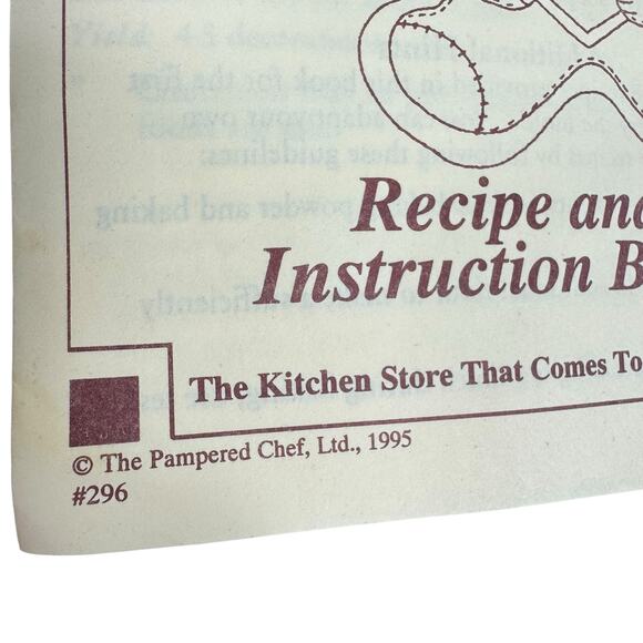 Pampered Chef Family Heritage Collection Vintage 1991 Bear Stoneware Cookie Mold - Picture 4 of 4